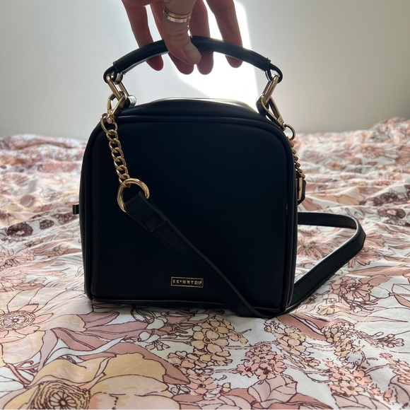 Skinnydip London Small ‘Wasted’ Floral Crossbody Bag - Picture 6 of 10